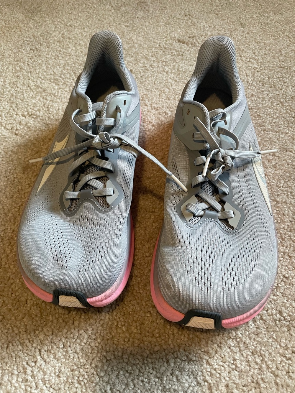 Altra EGOMAX Running Shoes Gray Pink Women's Size 10